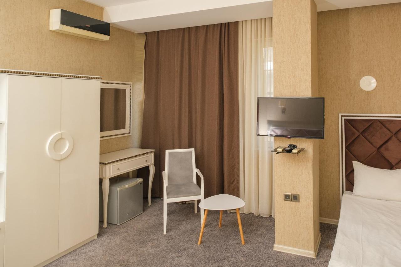 Maestro Hotel Baku Exterior foto
