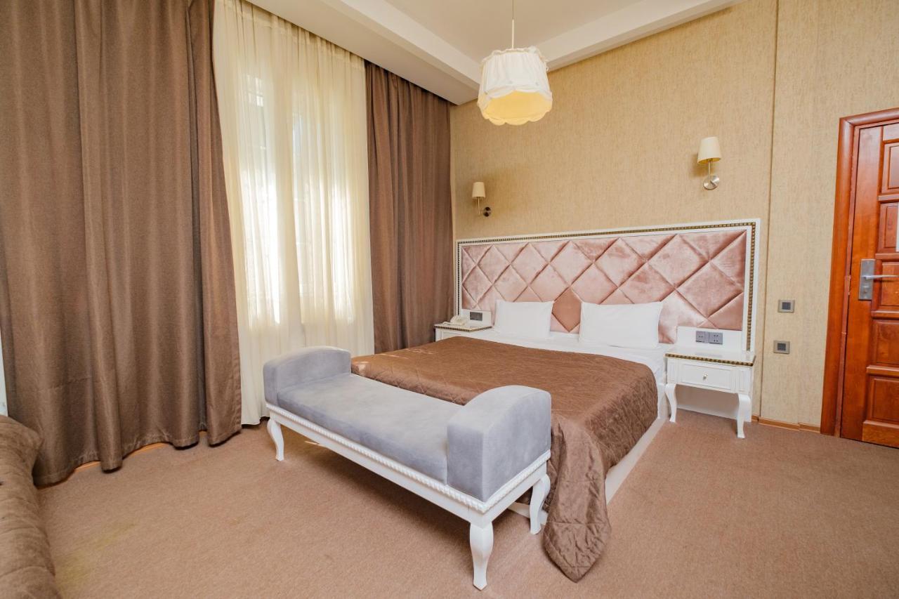 Maestro Hotel Baku Exterior foto